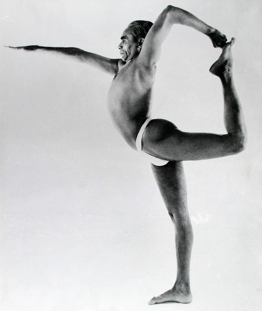 posture de yoga, centre de yoga Iyengar à Dieppe